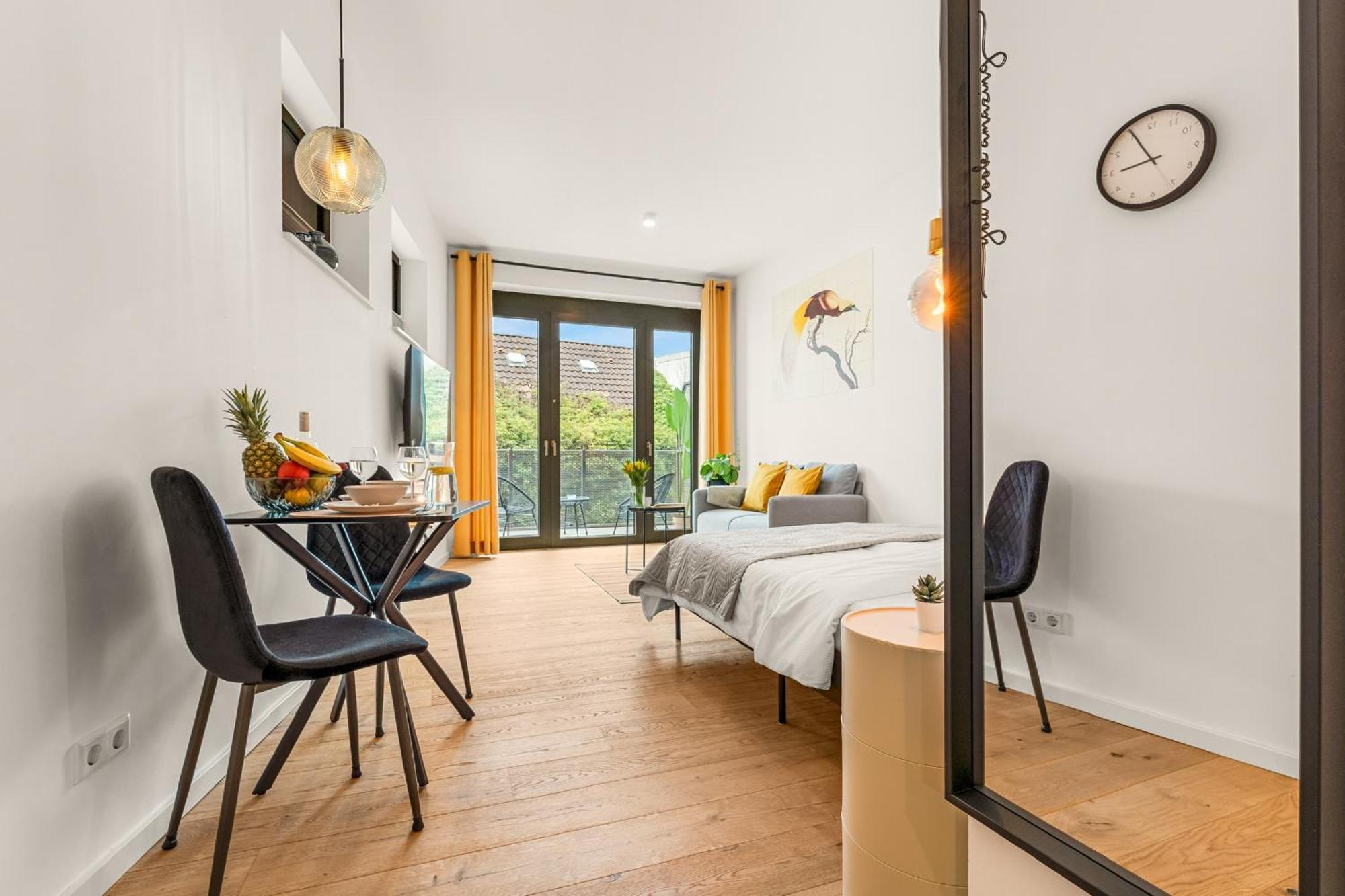 Modernes Apartment Im Kaiserkiez Olsztyn Bagian luar foto